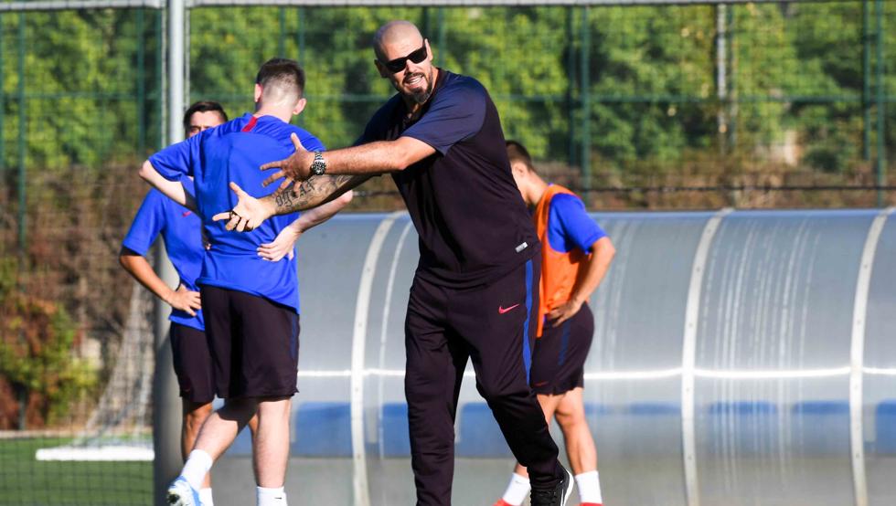 AT. VILLACARLOS - F.C.BARCELONA